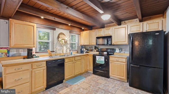 207 CUMBERLAND CIR, Locust Grove, VA 22508
