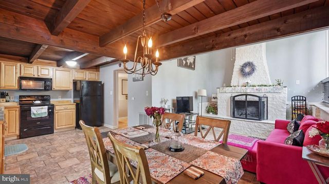 207 CUMBERLAND CIR, Locust Grove, VA 22508