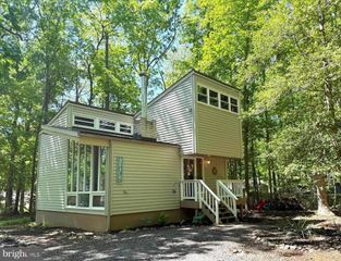 207 CUMBERLAND CIR, Locust Grove, VA 22508