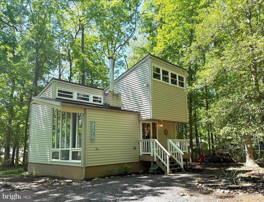 207 CUMBERLAND CIR, Locust Grove, VA 22508