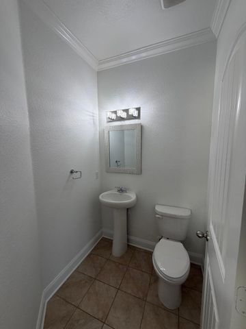 8045 Ballater Drive, Fort Worth, TX 76123