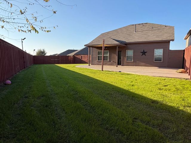 8045 Ballater Drive, Fort Worth, TX 76123