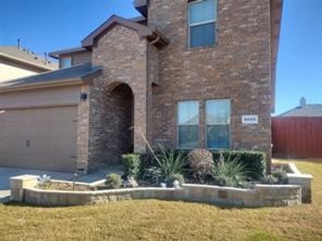 8045 Ballater Drive, Fort Worth, TX 76123