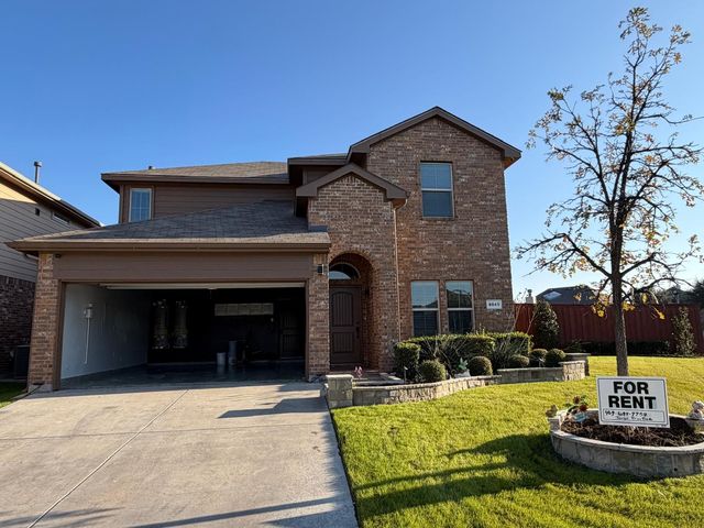 8045 Ballater Drive, Fort Worth, TX 76123