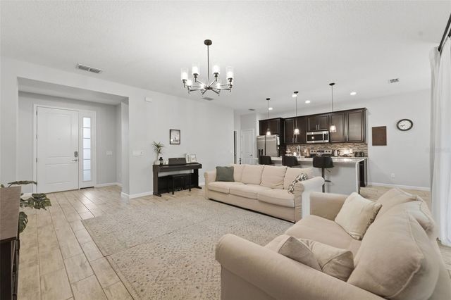 1097 HENDON LOOP, Davenport, FL 33837