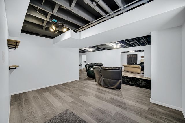 2799 W 84th Lane, Merrillville, IN 46410