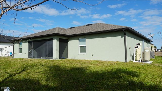 3620 NW 38th TER, Cape Coral, FL 33993