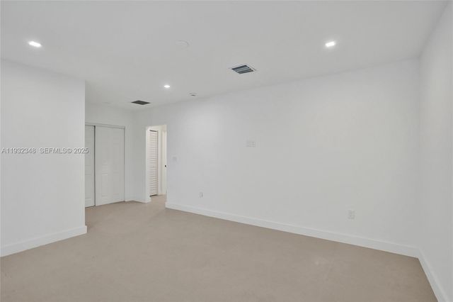 922 NW 4th Ave 3, Fort Lauderdale, FL 33311