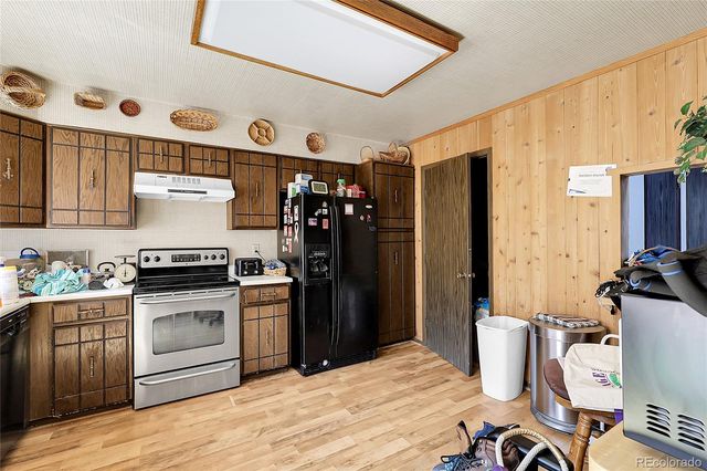 2864 S Vaughn Way, Aurora, CO 80014