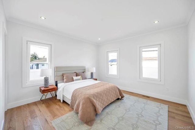 14 Eve Lane, Levittown, NY 11756