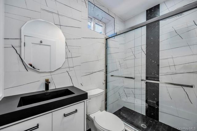 14 Eve Lane, Levittown, NY 11756