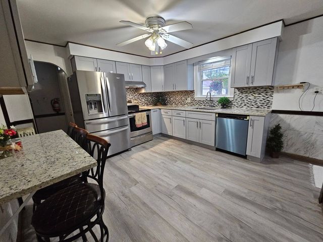 275 Cilley Road, Manchester, NH 03103
