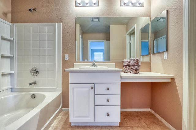 40404 W Molly Lane, Maricopa, AZ 85138