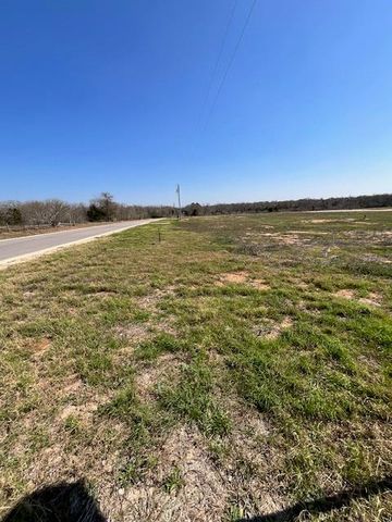 109 Sonoma DR, Elgin, TX 78621