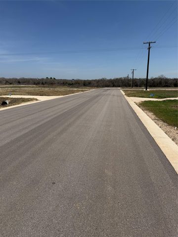 109 Sonoma DR, Elgin, TX 78621