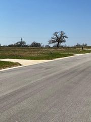 109 Sonoma DR, Elgin, TX 78621