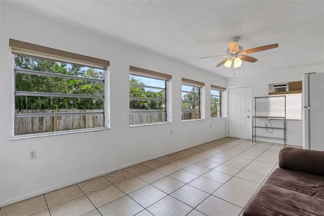 2802 JAMAICA STREET, Sarasota, FL 34231