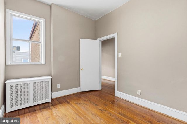 1931 S 11TH ST, Philadelphia, PA 19148