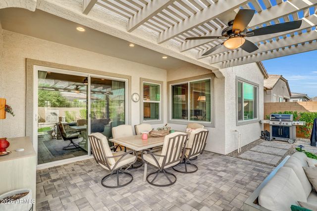 7696 W HONEYSUCKLE Drive, Peoria, AZ 85383