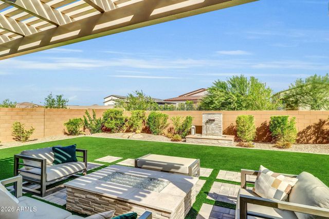7696 W HONEYSUCKLE Drive, Peoria, AZ 85383