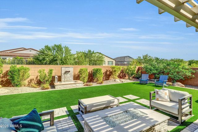 7696 W HONEYSUCKLE Drive, Peoria, AZ 85383