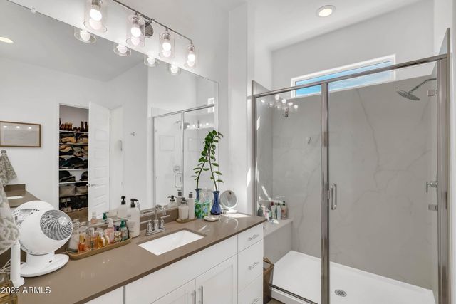7696 W HONEYSUCKLE Drive, Peoria, AZ 85383