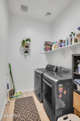 7696 W HONEYSUCKLE Drive, Peoria, AZ 85383