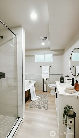 17757 10th Avenue S, Burien, WA 98148