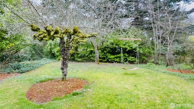 17757 10th Avenue S, Burien, WA 98148