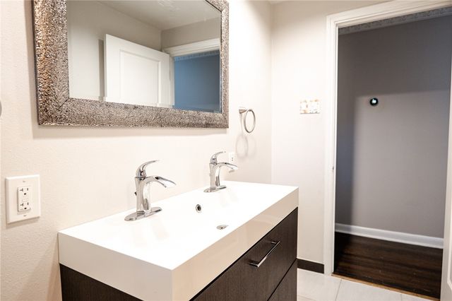 501 Bermuda Pl, Corpus Christi, TX 78411