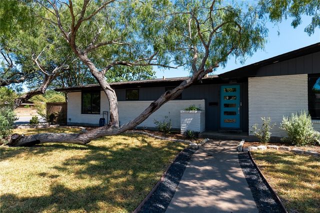 501 Bermuda Pl, Corpus Christi, TX 78411