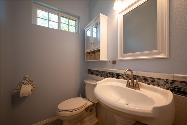 112 South Pine Harbour Drive, Coldspring, TX 77331