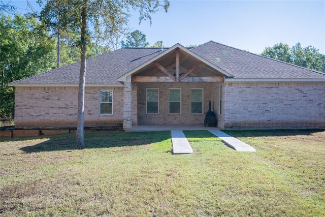 112 South Pine Harbour Drive, Coldspring, TX 77331