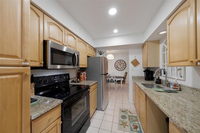 643 MOBILE ROAD, Venice, FL 34293