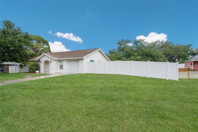643 MOBILE ROAD, Venice, FL 34293