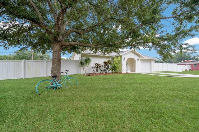 643 MOBILE ROAD, Venice, FL 34293