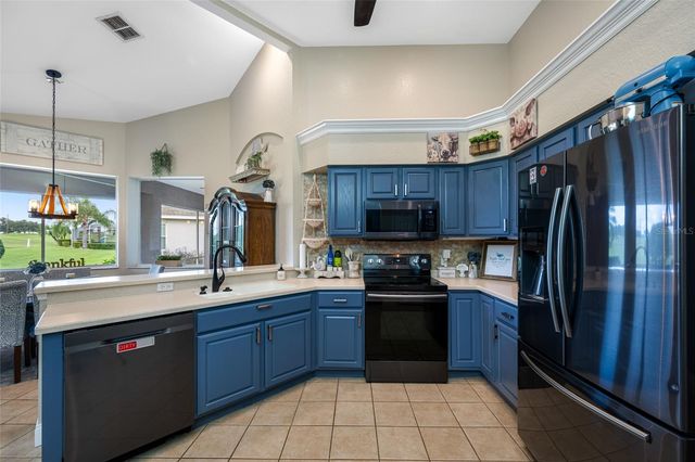 6750 HUNTINGTON HILLS BOULEVARD, Lakeland, FL 33810