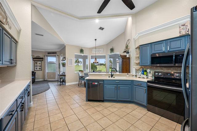 6750 HUNTINGTON HILLS BOULEVARD, Lakeland, FL 33810