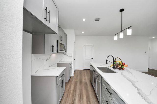 6273 Road 5503, Cleveland, TX 77327