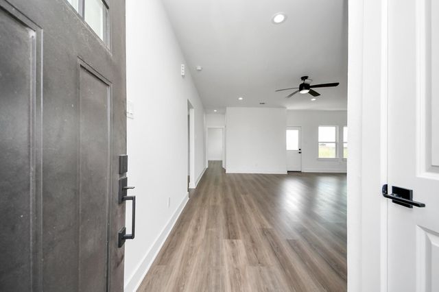 6273 Road 5503, Cleveland, TX 77327