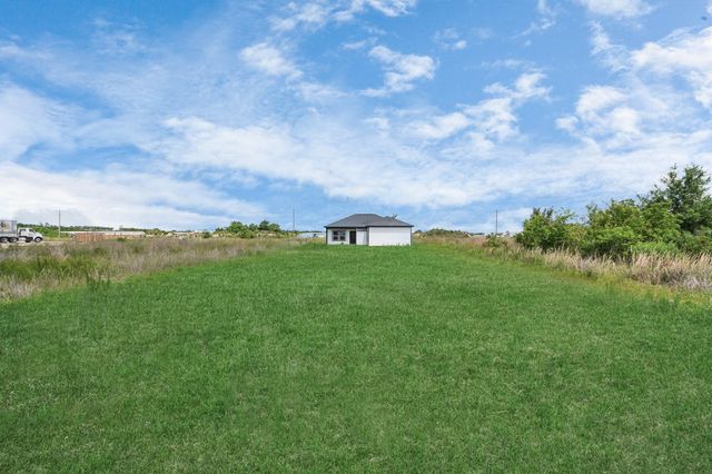 6273 Road 5503, Cleveland, TX 77327