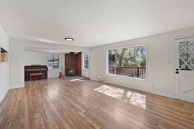 22971 Moss Ln, River Pines, CA 95675