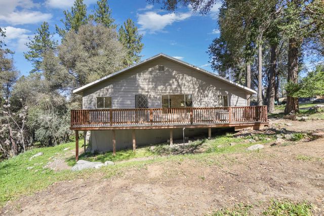 22971 Moss Ln, River Pines, CA 95675