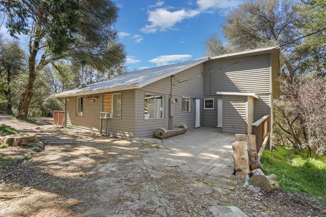 22971 Moss Ln, River Pines, CA 95675