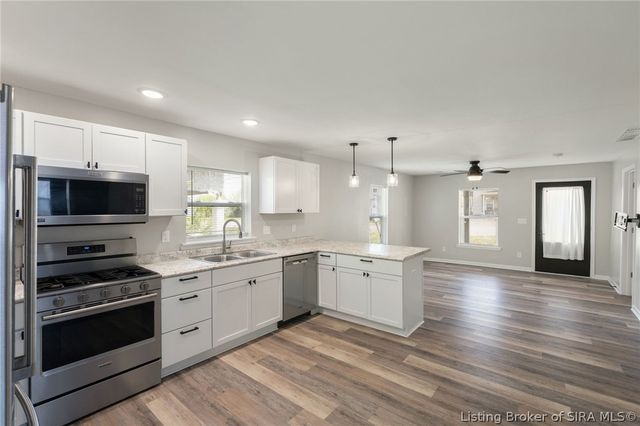 1429 Mount Zion Road, Henryville, IN 47126