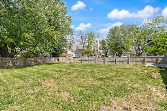 1429 Mount Zion Road, Henryville, IN 47126