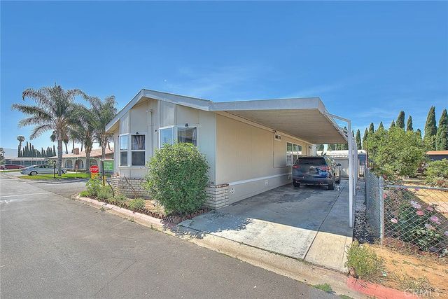 4041 Pedley 135, Jurupa Valley, CA 92509