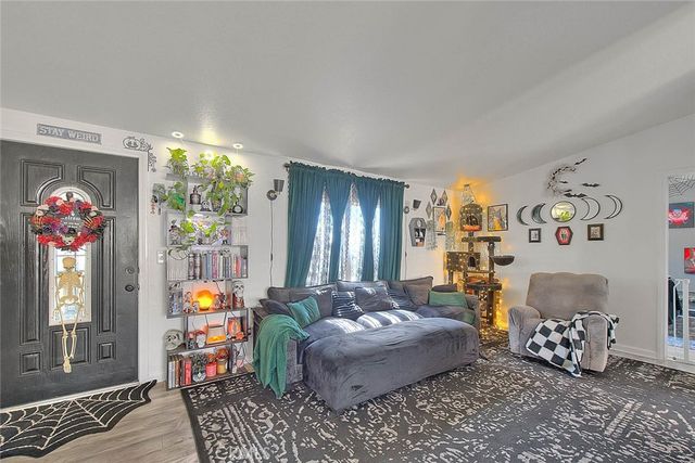 4041 Pedley 135, Jurupa Valley, CA 92509