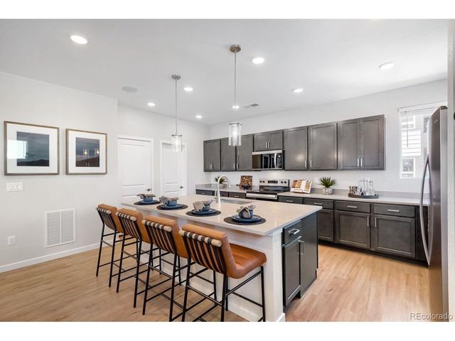 9200 E 47th Ave 203, Denver, CO 80238