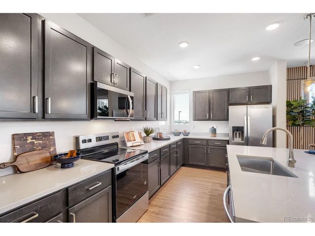 9200 E 47th Ave 203, Denver, CO 80238